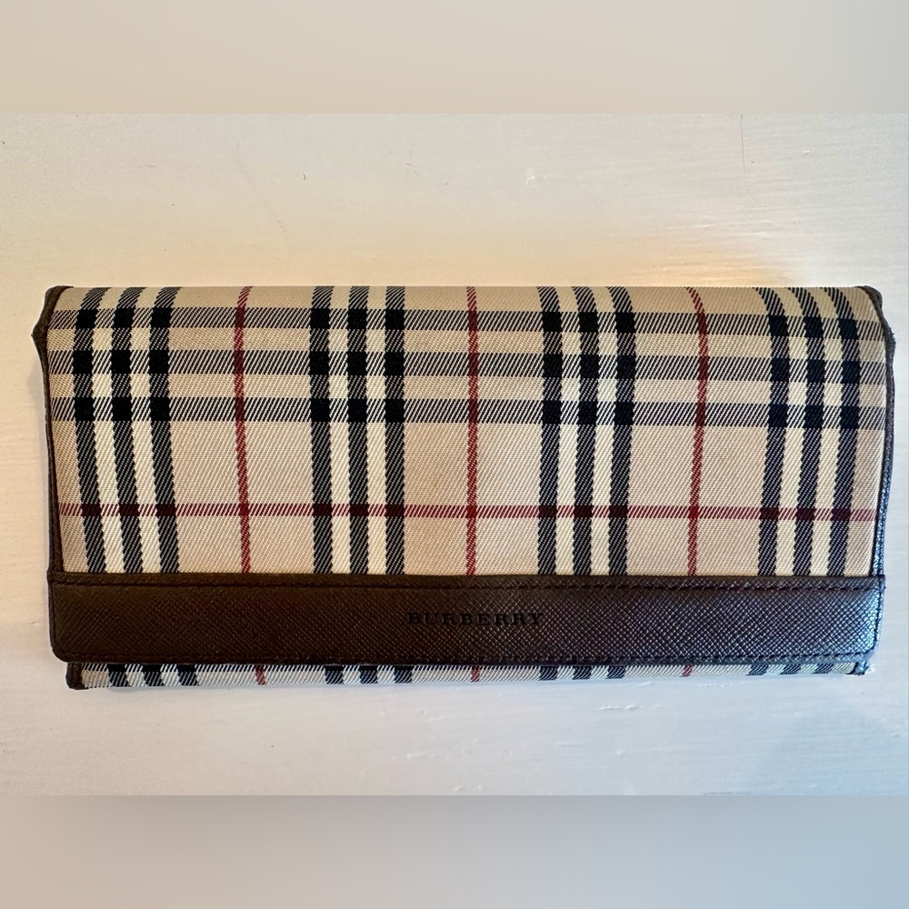 Burberry Nova Check long bifold wallet